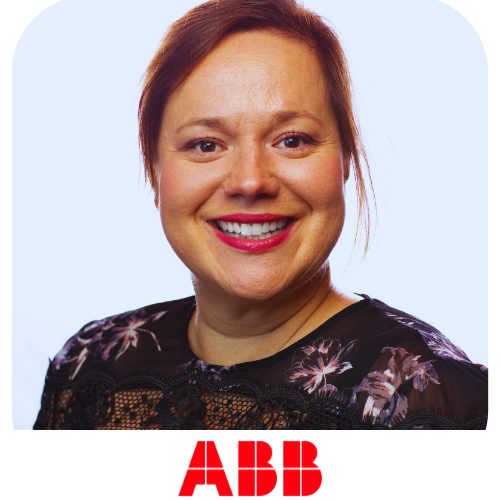Eva Ford Murphy marketing cmo abb speaking at b2b conference in singapore asia 2022