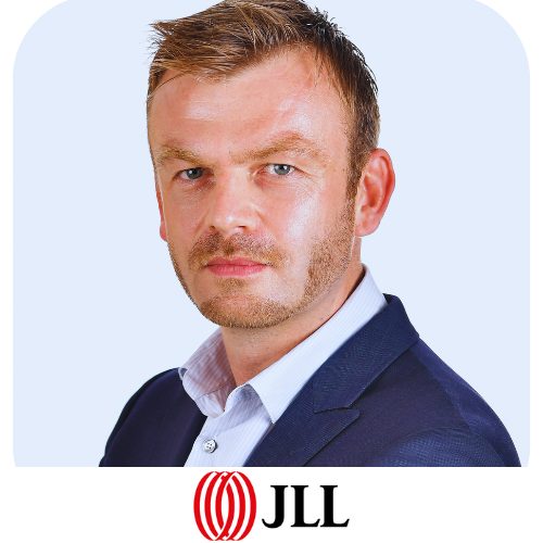 Ross Ballantyne Head of B2B marketing at JLL speaking at conference in singapore asia 2022